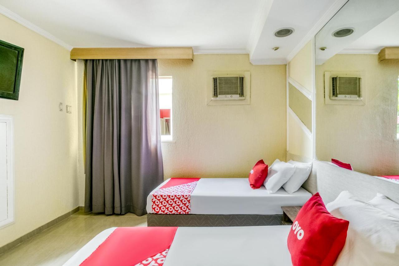 Oyo Nobs Hotel,